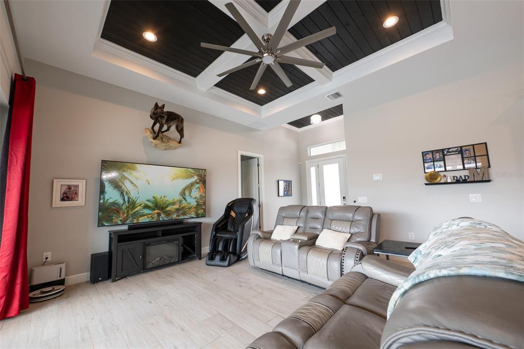 8279 Alfred Boulevard Punta Gorda, FL 33982 - Photo 8 of 46