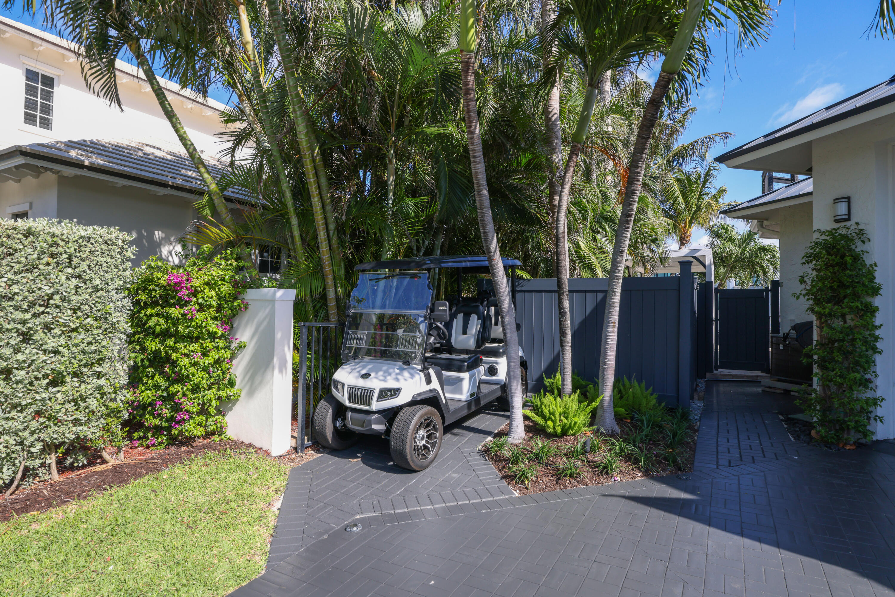 125 Marlin Drive Ocean Ridge, FL 33435 - Photo 104 of 121 Golf Cart Parking