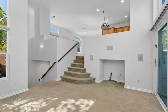 a view of entryway and hall