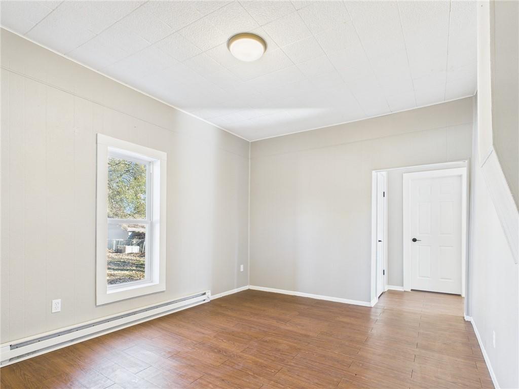 711 Short Street Fort Scott, KS 66701 - Photo 10 of 25