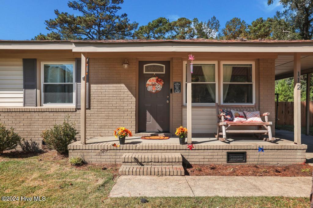 112 Arnold Road Jacksonville, NC 28546 - Photo 2 of 22 IMG_2594