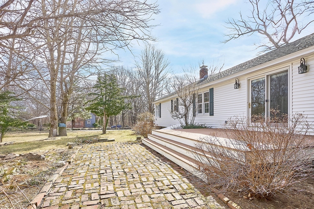 38 Knower Road Westminster, MA 01473 - Photo 20 of 24 a view of a yard with a house