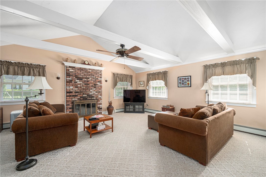 40 Rumstick Road Barrington, RI 02806 - Photo 12 of 50