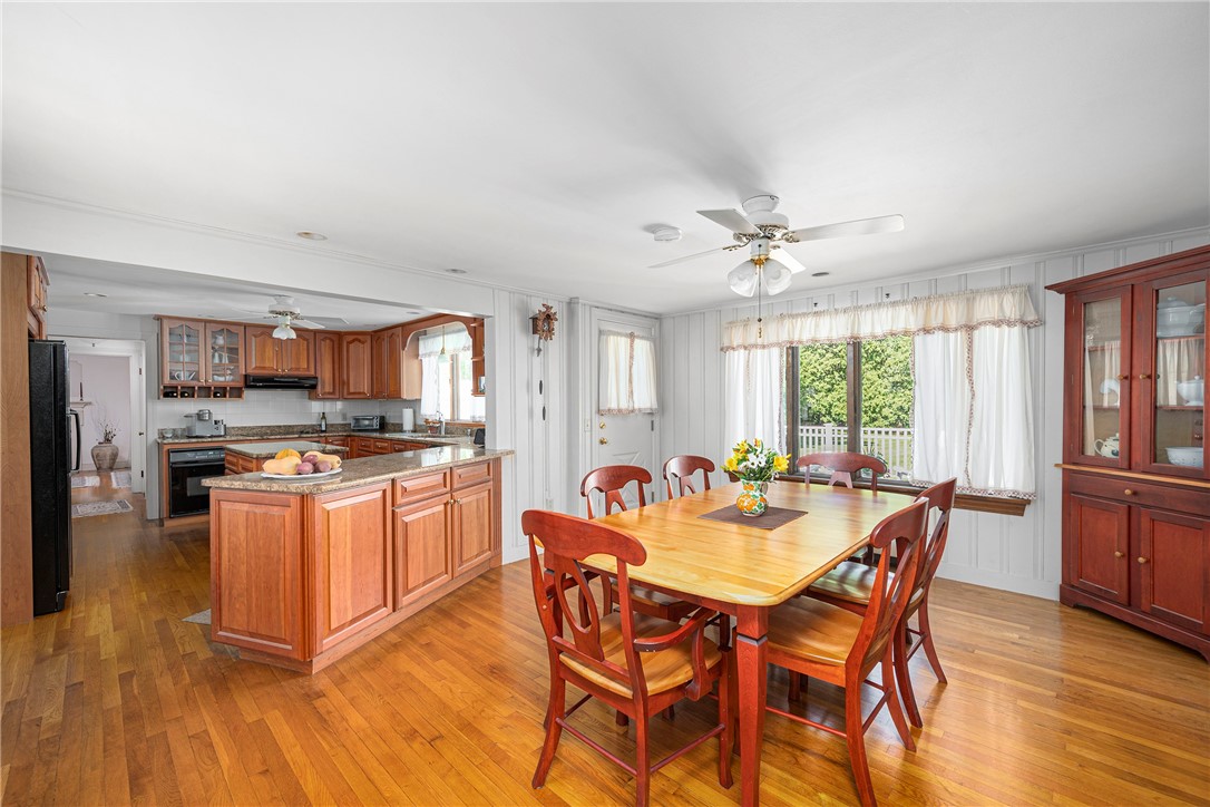 40 Rumstick Road Barrington, RI 02806 - Photo 16 of 50