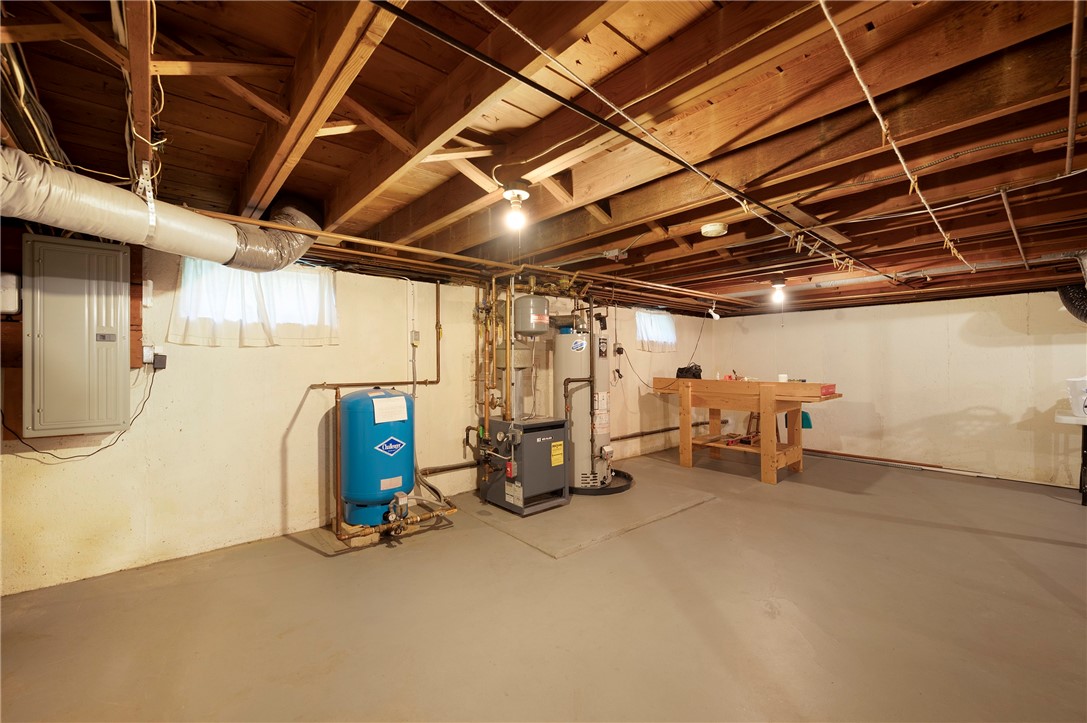 40 Rumstick Road Barrington, RI 02806 - Photo 33 of 50