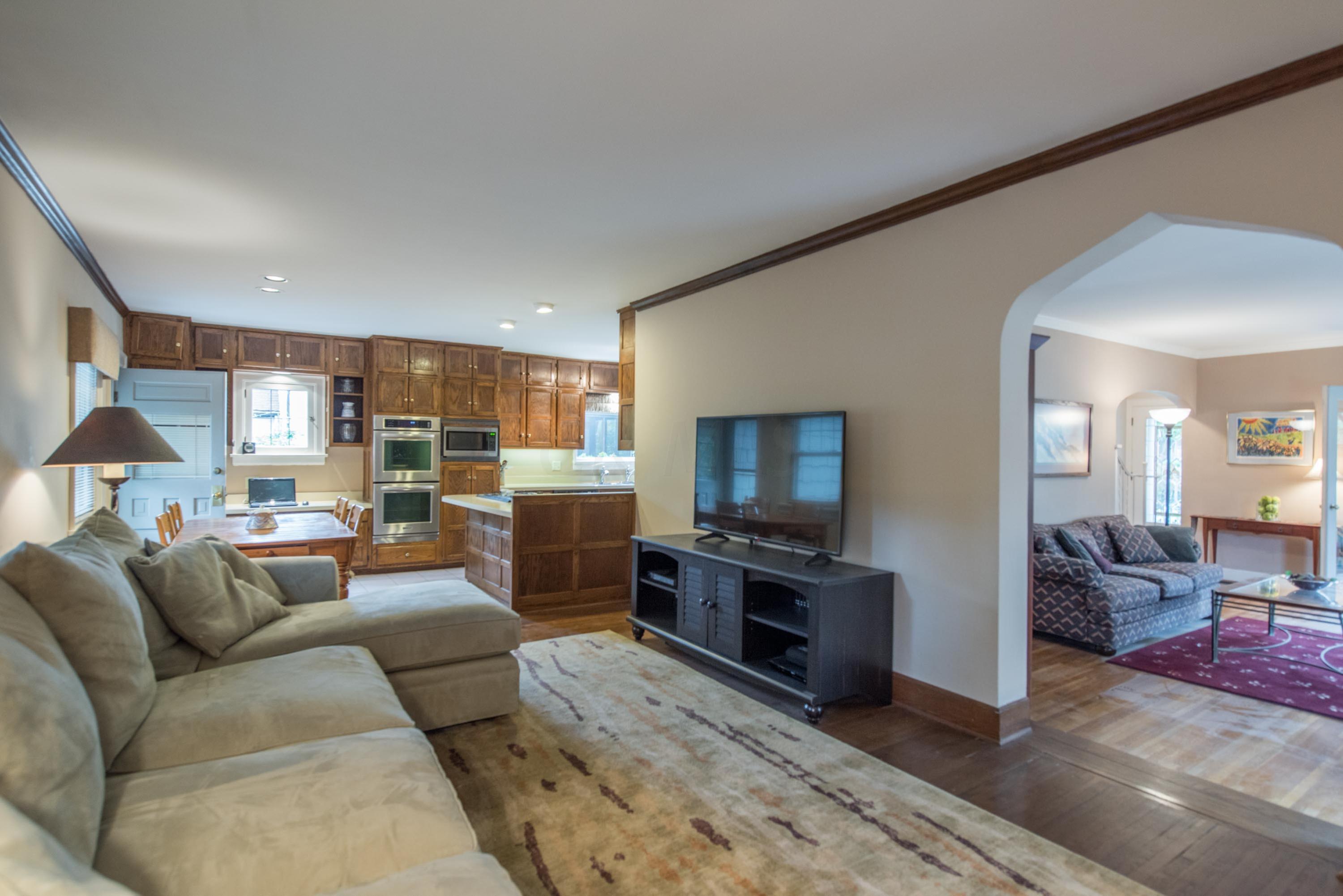 341 South Cassingham Road Bexley, OH 43209 - Photo 9 of 62