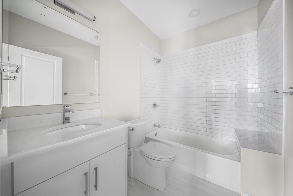 157 Chestnut Street, Unit 401 Chelsea, MA 02150 - Photo 12 of 13