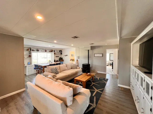 a view of utility room with washer and dryer