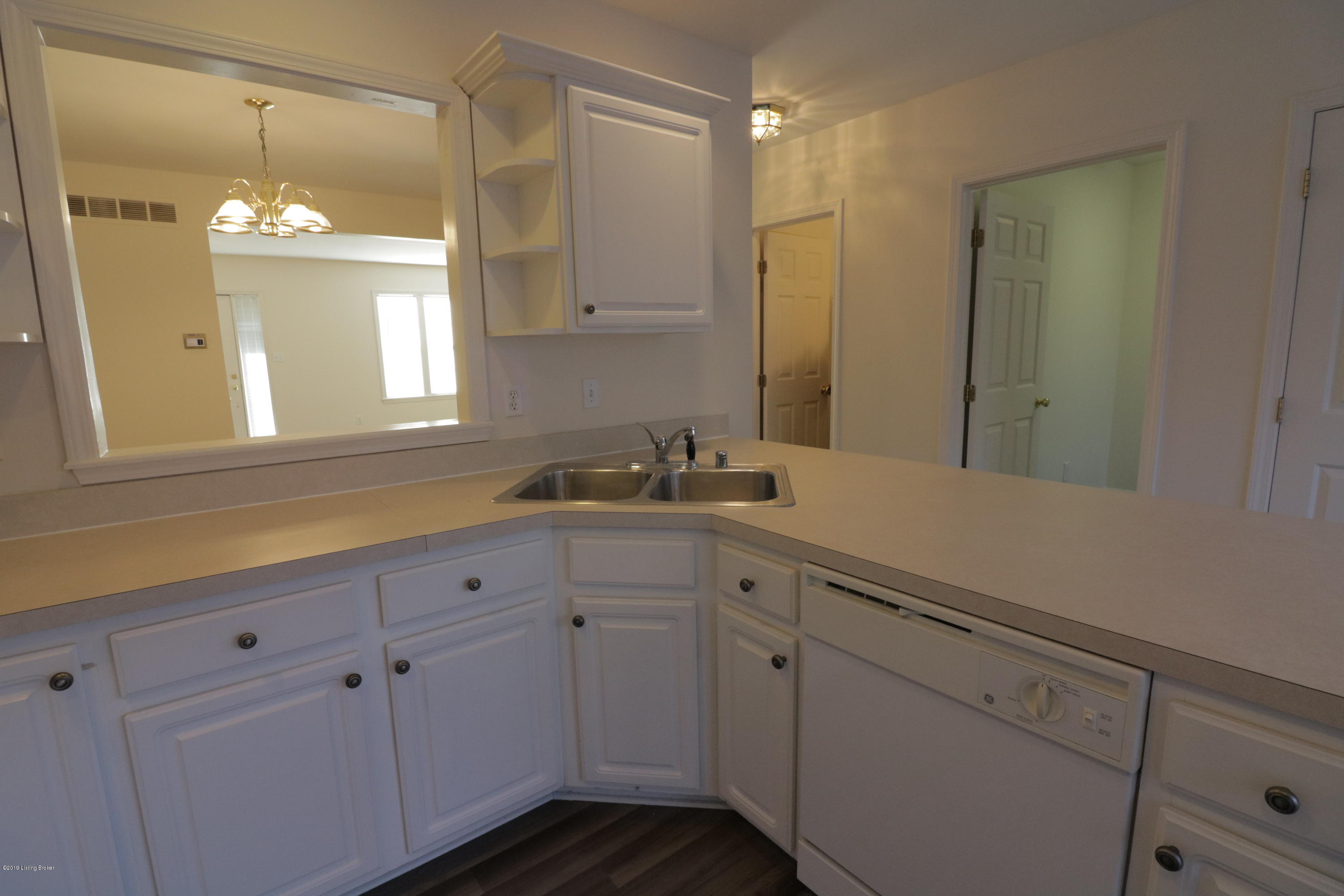 3012 Sprowl Road Louisville, KY 40299 - Photo 23 of 70 IMG_6302