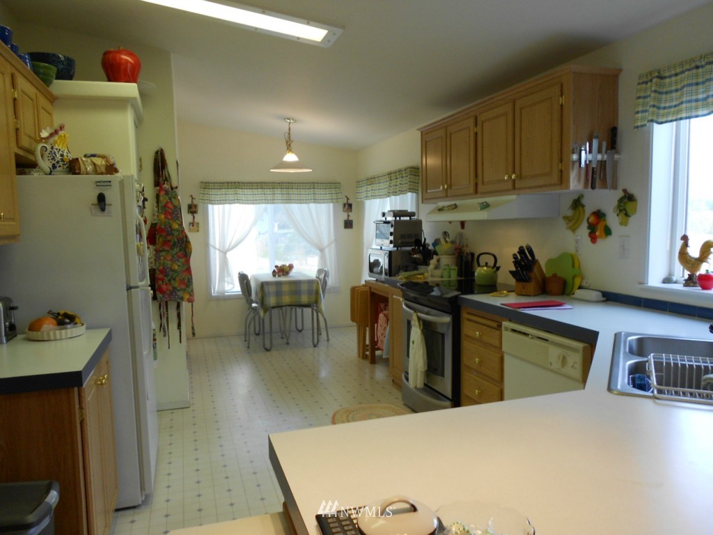 636 Sandy Bend Road Castle Rock, WA 98611 - Photo 12 of 15 Gallery Image 12