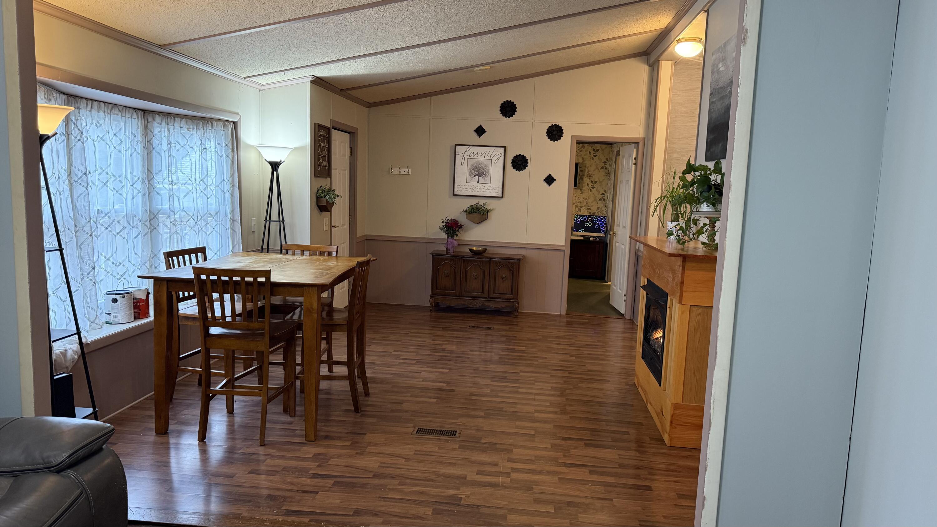 61 Ficketts Point Road Milbridge, ME 04658 - Photo 8 of 32 Dining
