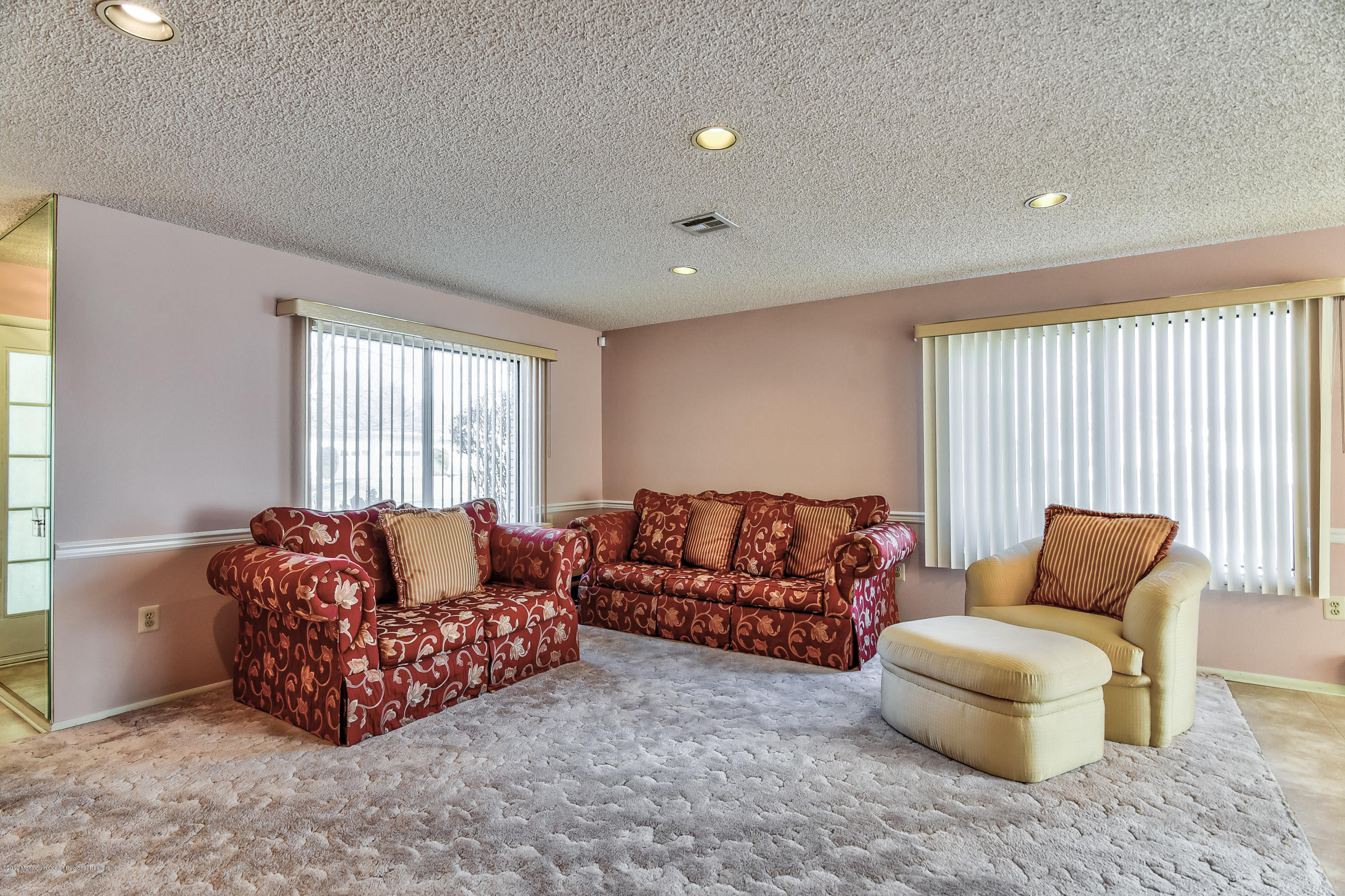 803 D Pompton Road Monroe Township, NJ 08831 - Photo 3 of 32 007_Living Room