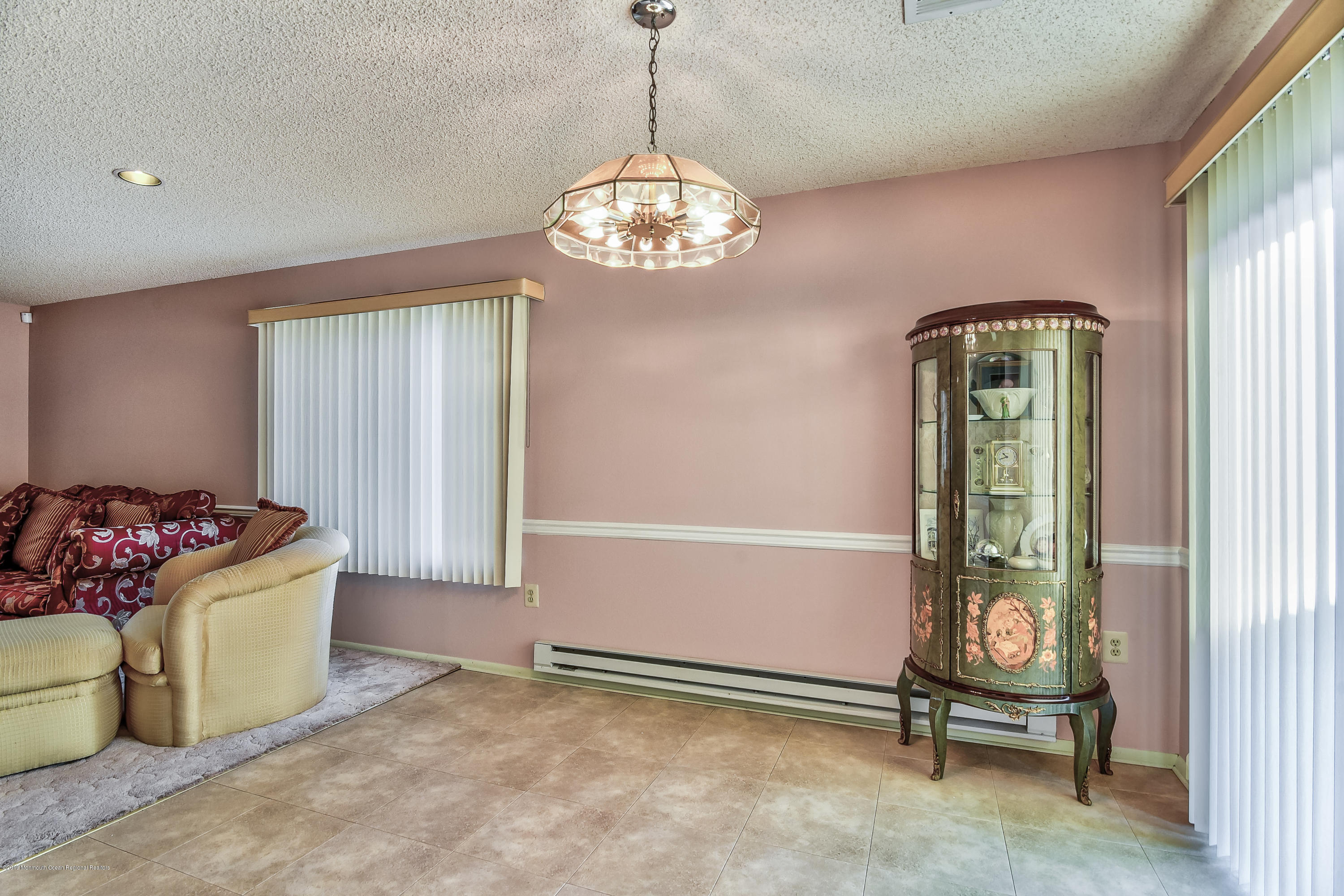 803 D Pompton Road Monroe Township, NJ 08831 - Photo 10 of 32 012_Dining Room