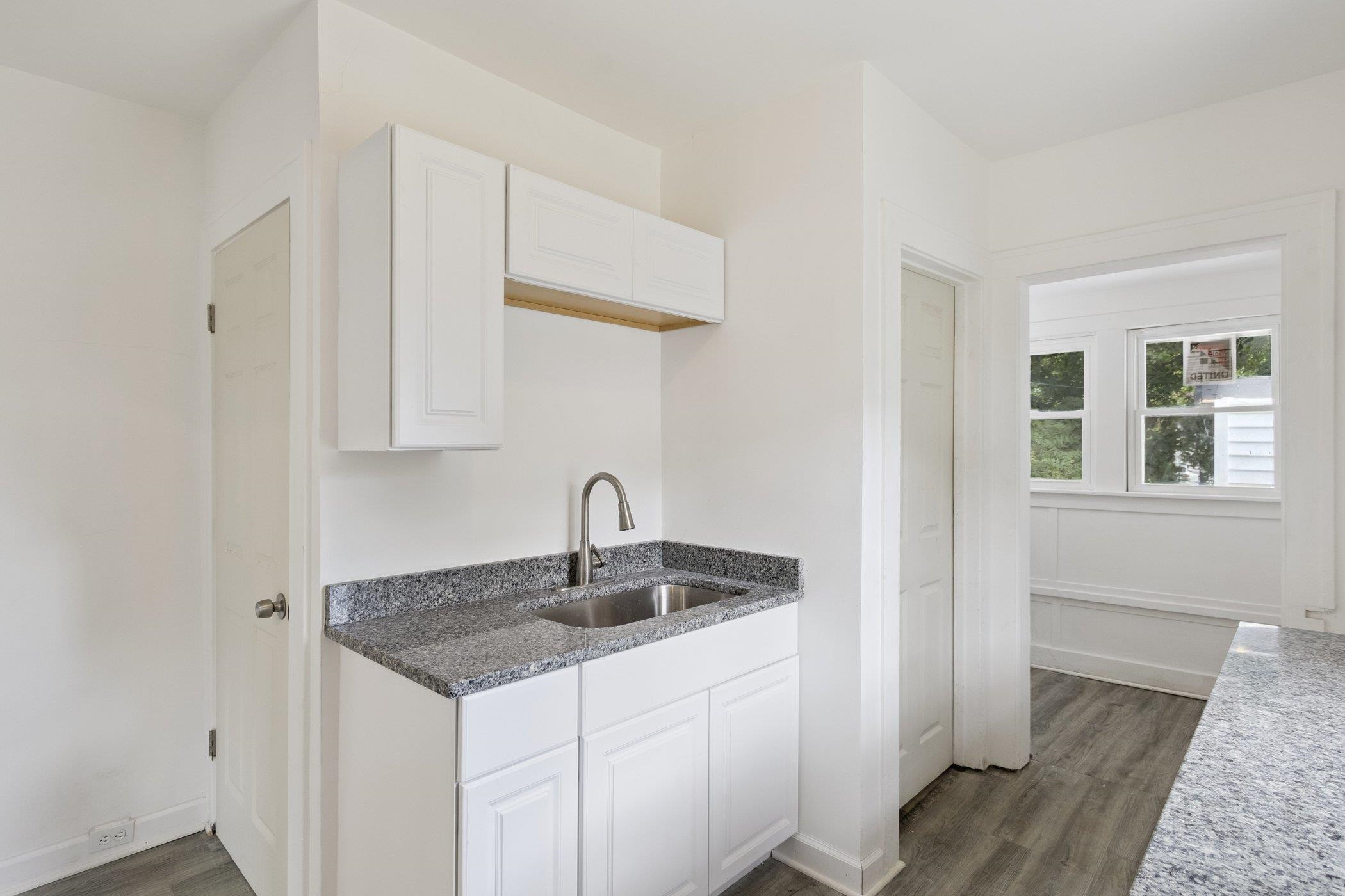 933 Ridge Avenue Rockford, IL 61103 - Photo 17 of 37 Gallery Image 17
