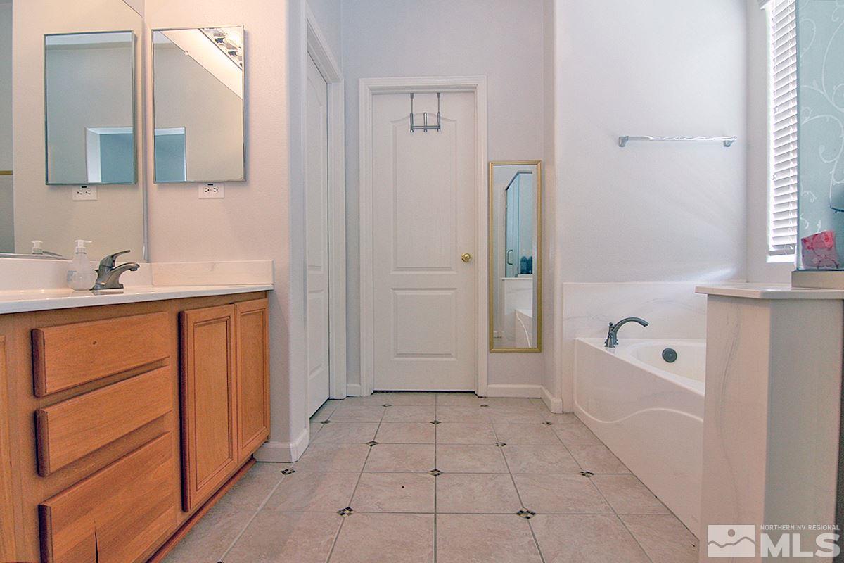 10800 Dancing Aspen Drive Reno, NV 89521 - Photo 17 of 25 Photo 17