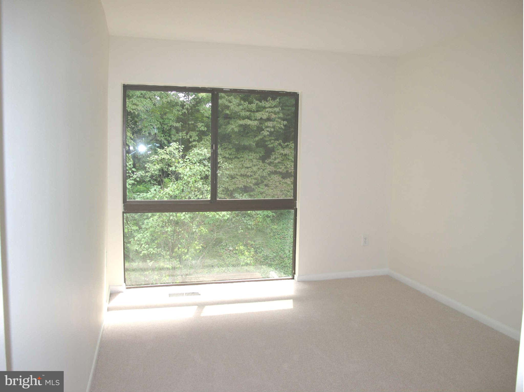 11717 Newbridge Court Reston, VA 20191 - Photo 14 of 25 Bedroom%203