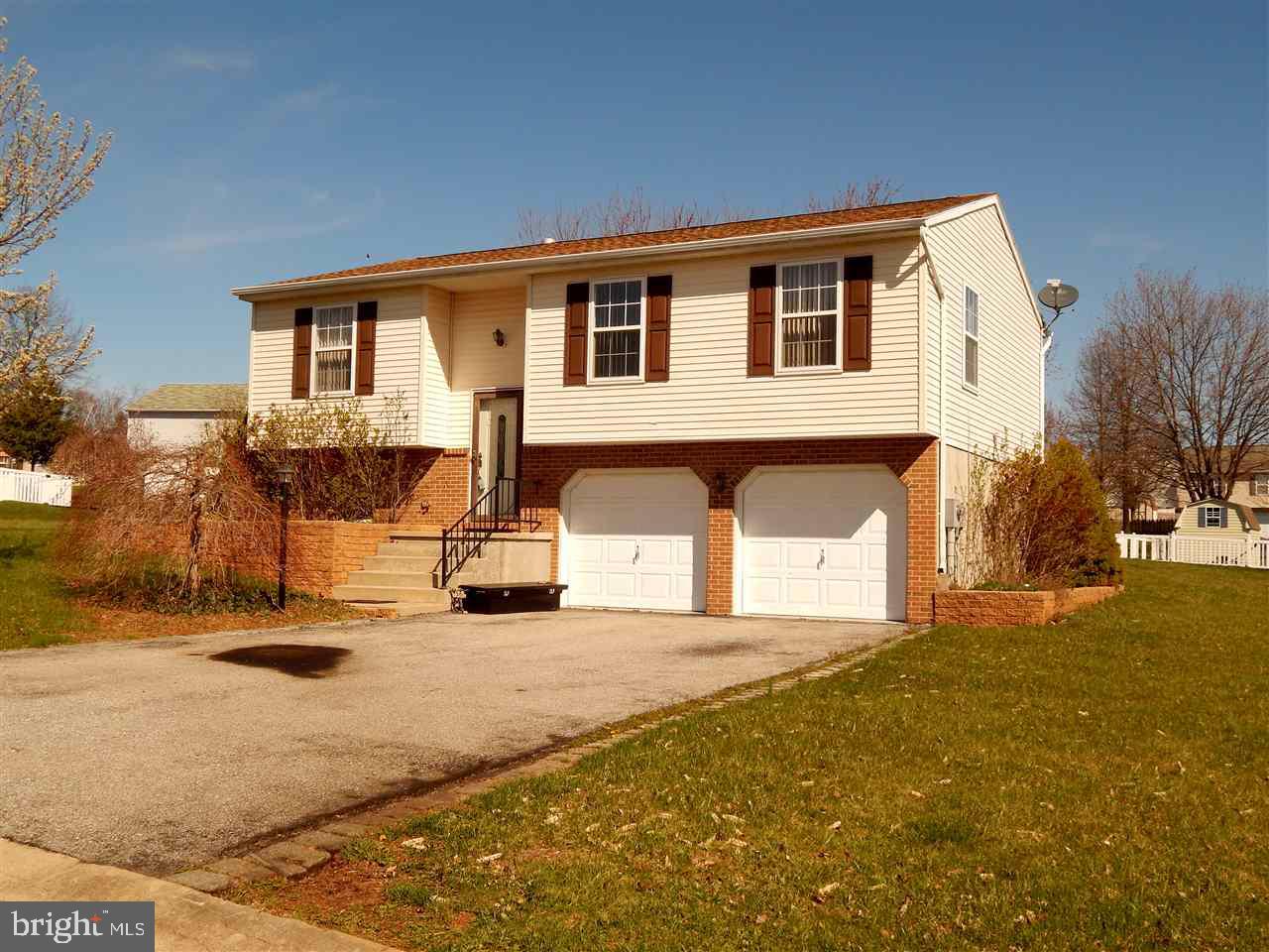 8 Ridgewood Avenue Felton, PA 17322 - Photo 1 of 24