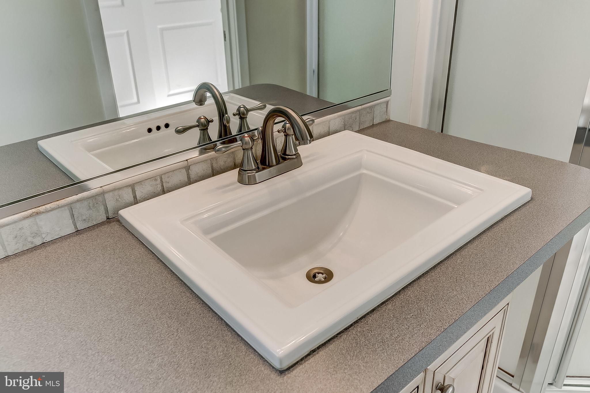 7841 Tick Neck Road Pasadena, MD 21122 - Photo 50 of 63 Master Bathroom