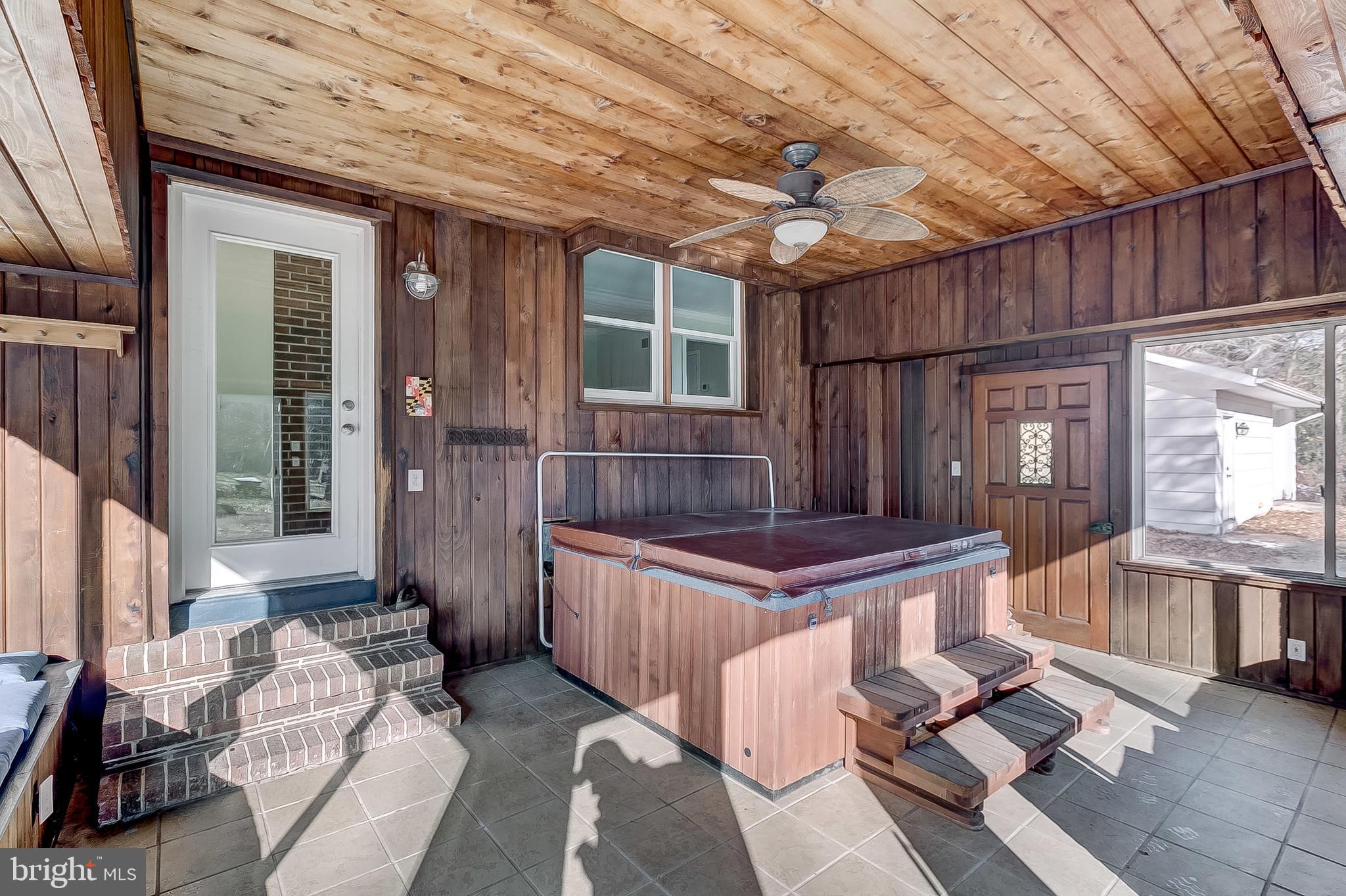 7841 Tick Neck Road Pasadena, MD 21122 - Photo 56 of 63 SunRoom