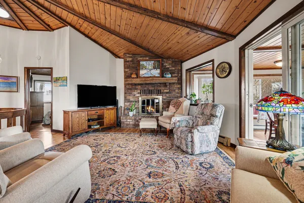 $750,000 | 828 Reunion Avenue, Fremont, MI 49412