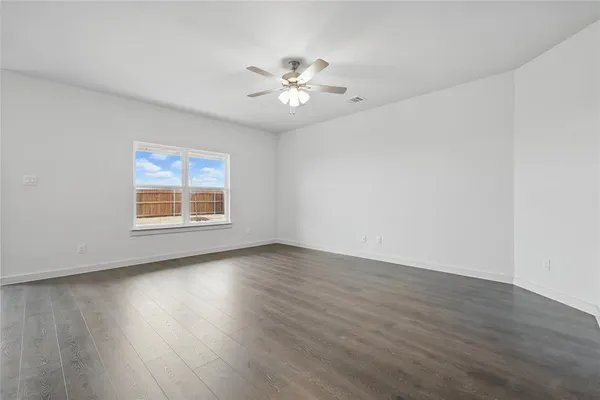 $324,990 | 126 Patrick Henry Drive, Venus, TX 76084