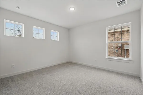$324,990 | 126 Patrick Henry Drive, Venus, TX 76084