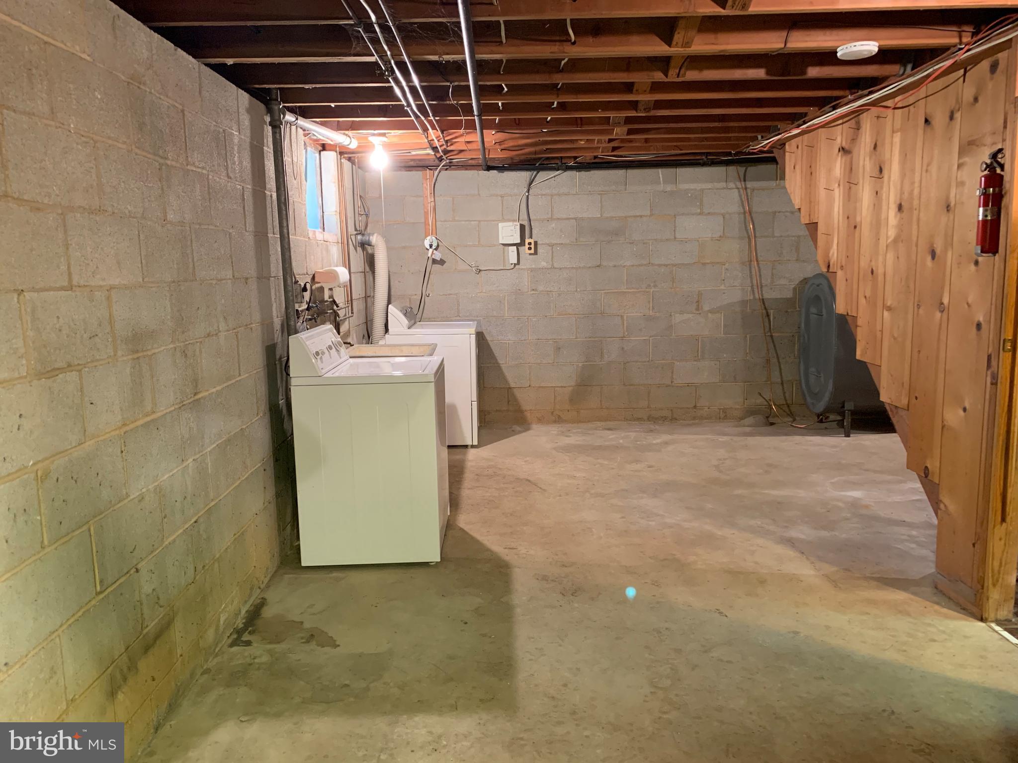 205 Delight Road Reisterstown, MD 21136 - Photo 17 of 26 Laundry Area with Gas Dryer