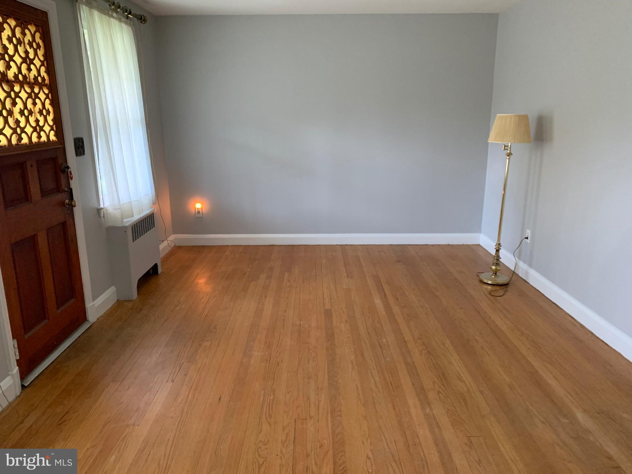 205 Delight Road Reisterstown, MD 21136 - Photo 3 of 26 Large and bright living room