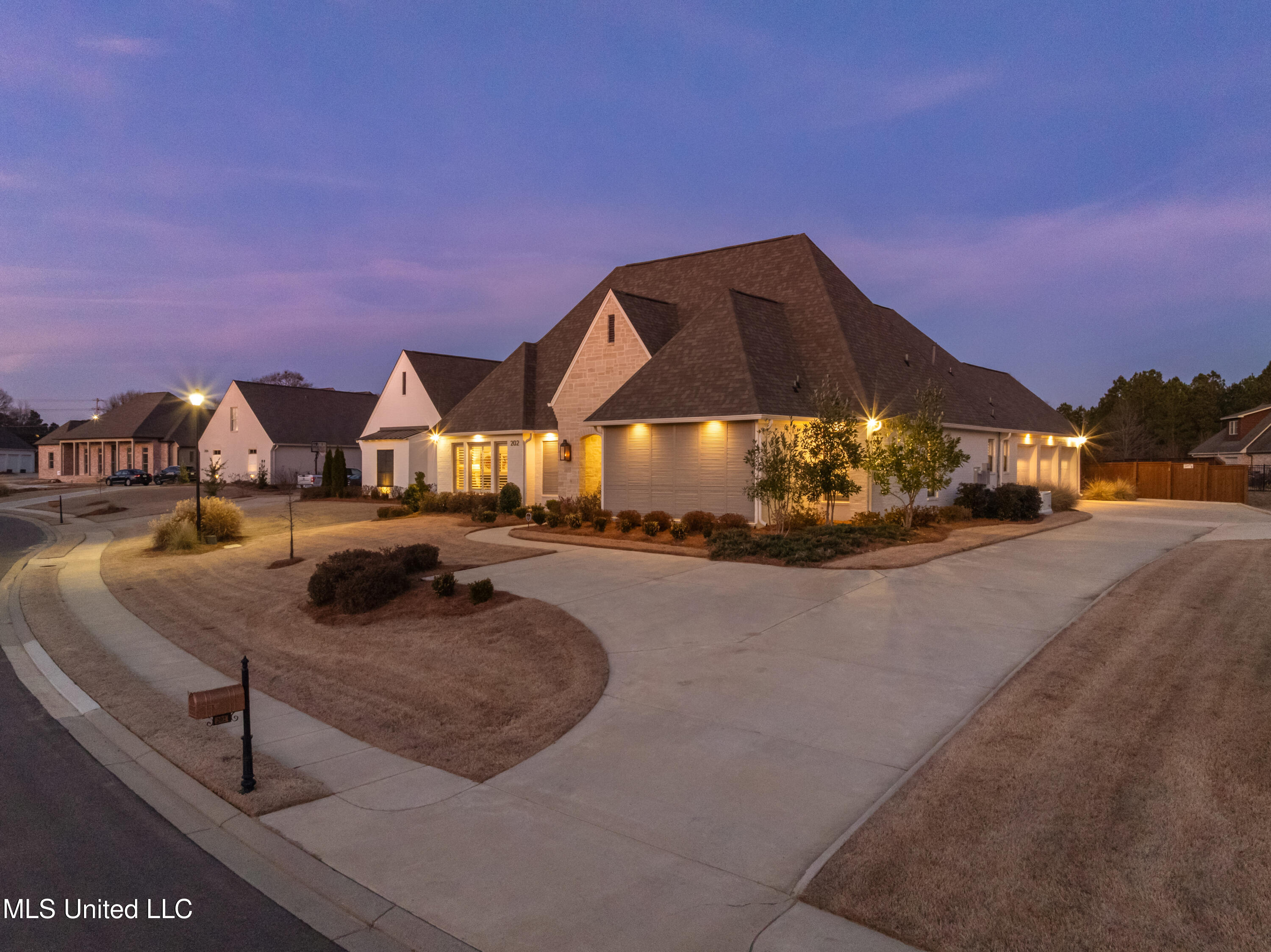 202 Parke Drive Ridgeland, MS 39157 - Photo 3 of 64 202_Parke_Dr-5