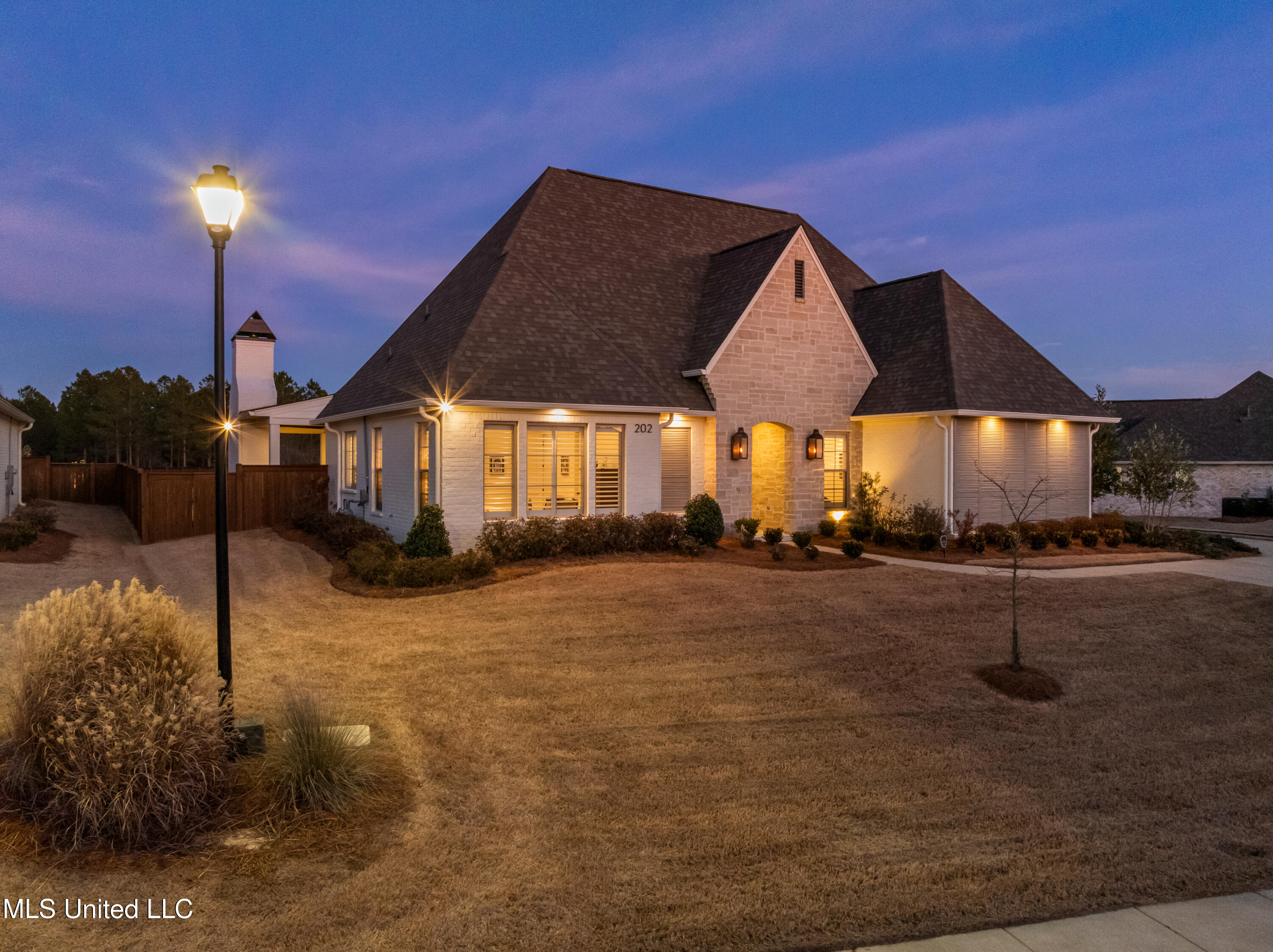 202 Parke Drive Ridgeland, MS 39157 - Photo 4 of 64 202_Parke_Dr-2