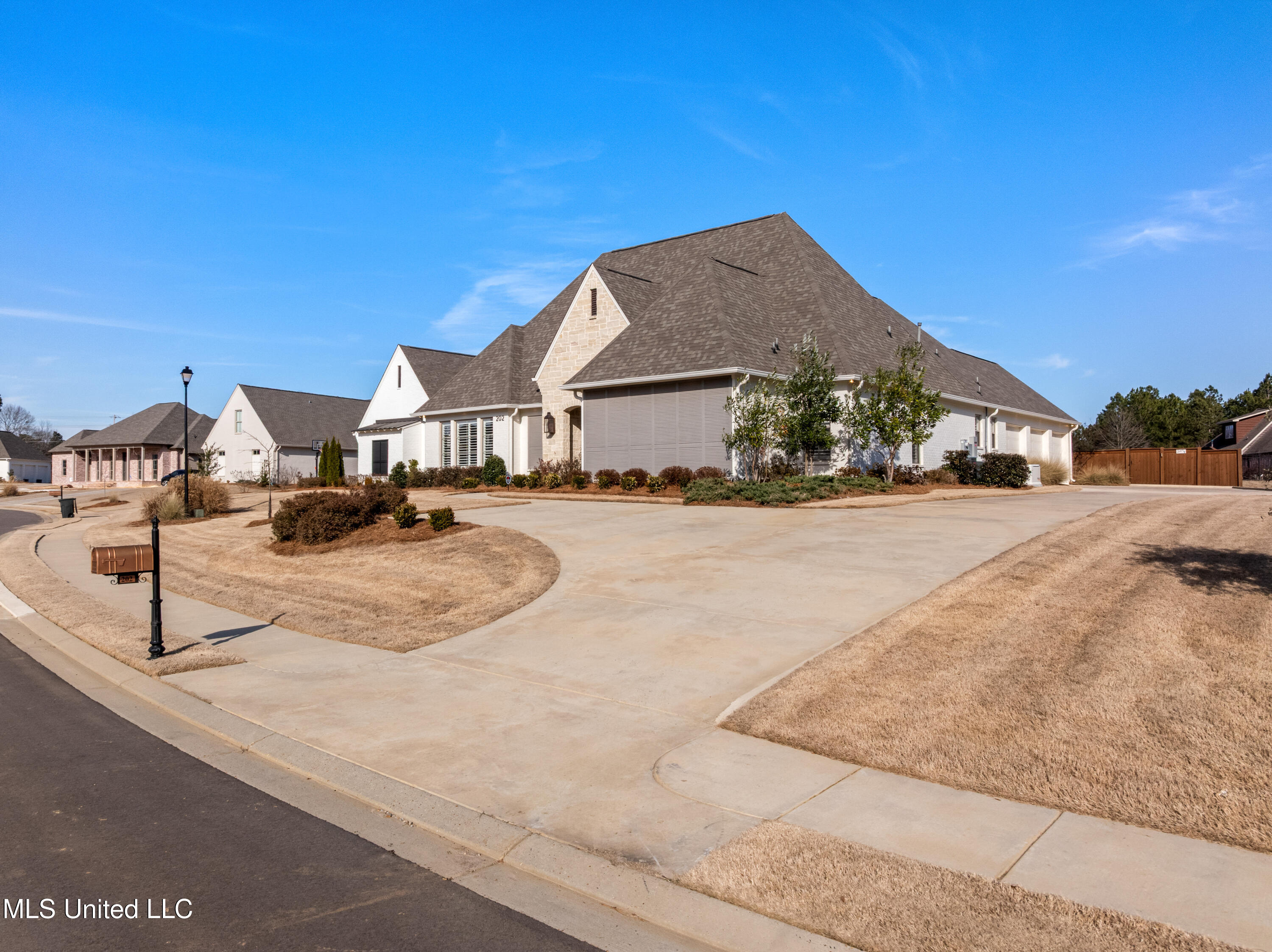 202 Parke Drive Ridgeland, MS 39157 - Photo 8 of 64 202_Parke_Dr-8