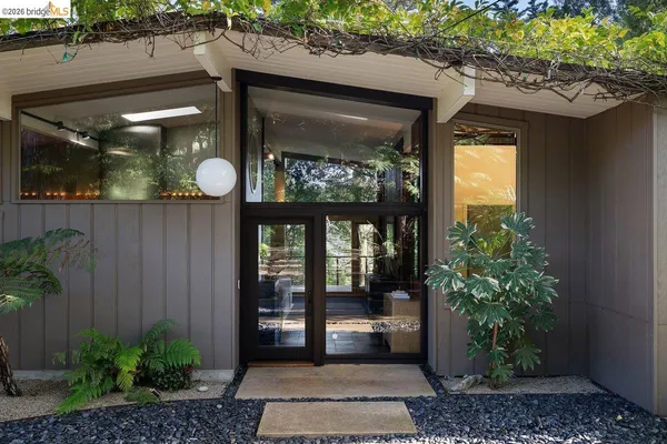 $2,395,000 | 2871 Morley Drive, Oakland, CA 94611
