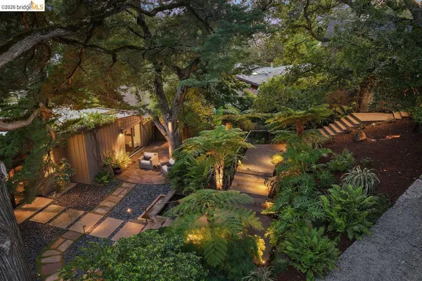 $2,395,000 | 2871 Morley Drive, Oakland, CA 94611