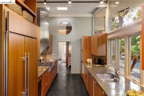 $2,395,000 | 2871 Morley Drive, Oakland, CA 94611