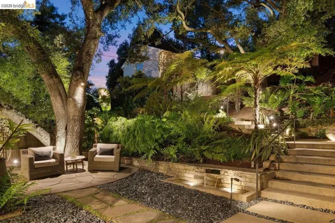 $2,395,000 | 2871 Morley Drive, Oakland, CA 94611