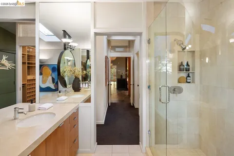 $2,395,000 | 2871 Morley Drive, Oakland, CA 94611