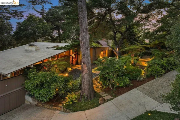 $2,395,000 | 2871 Morley Drive, Oakland, CA 94611