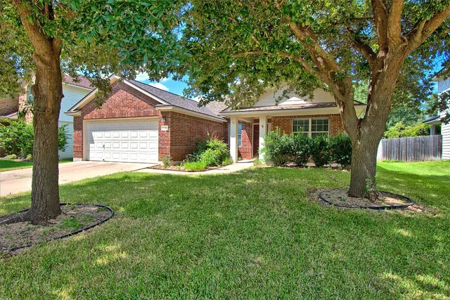$1,995 | 7749 Squirrel Hollow Drive, Georgetown, TX 78628