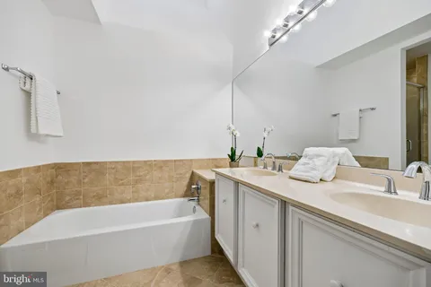 $799,900 | 5904 Valerian Lane, Rockville, MD 20852