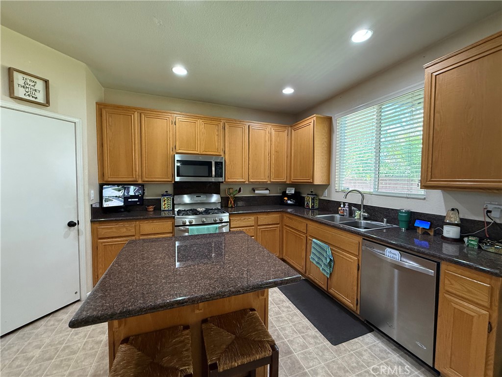 40344 Torrey Pines Road Murrieta, CA 92563 - Photo 6 of 40