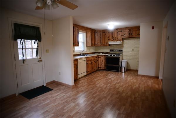 31 Partridge Road Dracut, MA 01826 - Photo 22 of 27