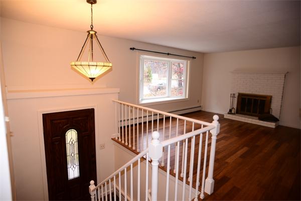 31 Partridge Road Dracut, MA 01826 - Photo 7 of 27