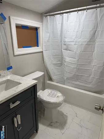 $3,000 | 253 Henry Street, Hasbrouck Heights, NJ 07604