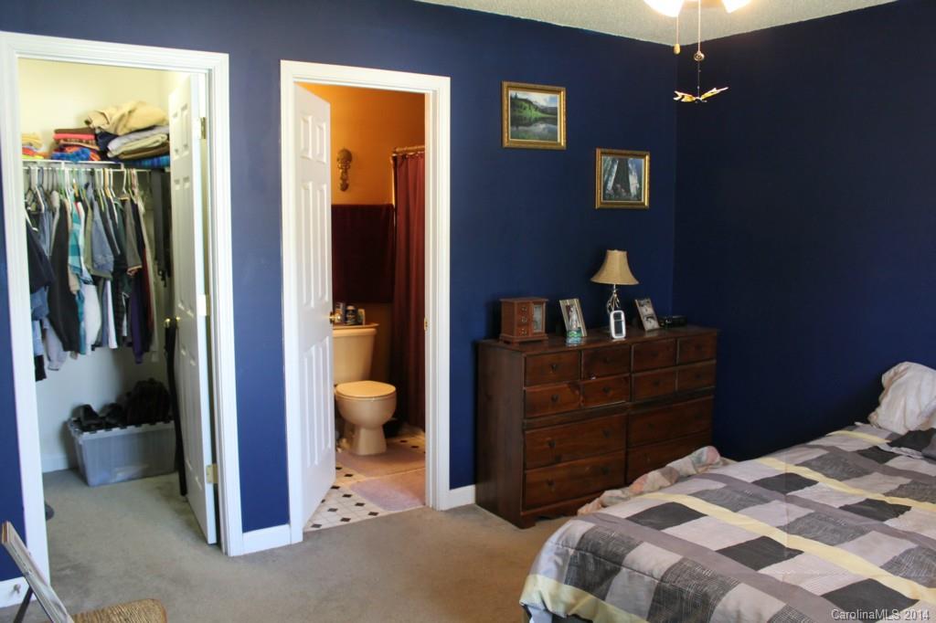 809 River Trail Road Lowell, NC 28098 - Photo 13 of 19 Gallery Image 13