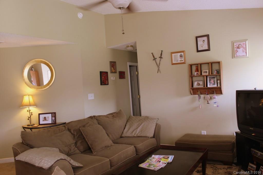 809 River Trail Road Lowell, NC 28098 - Photo 5 of 19 Gallery Image 5