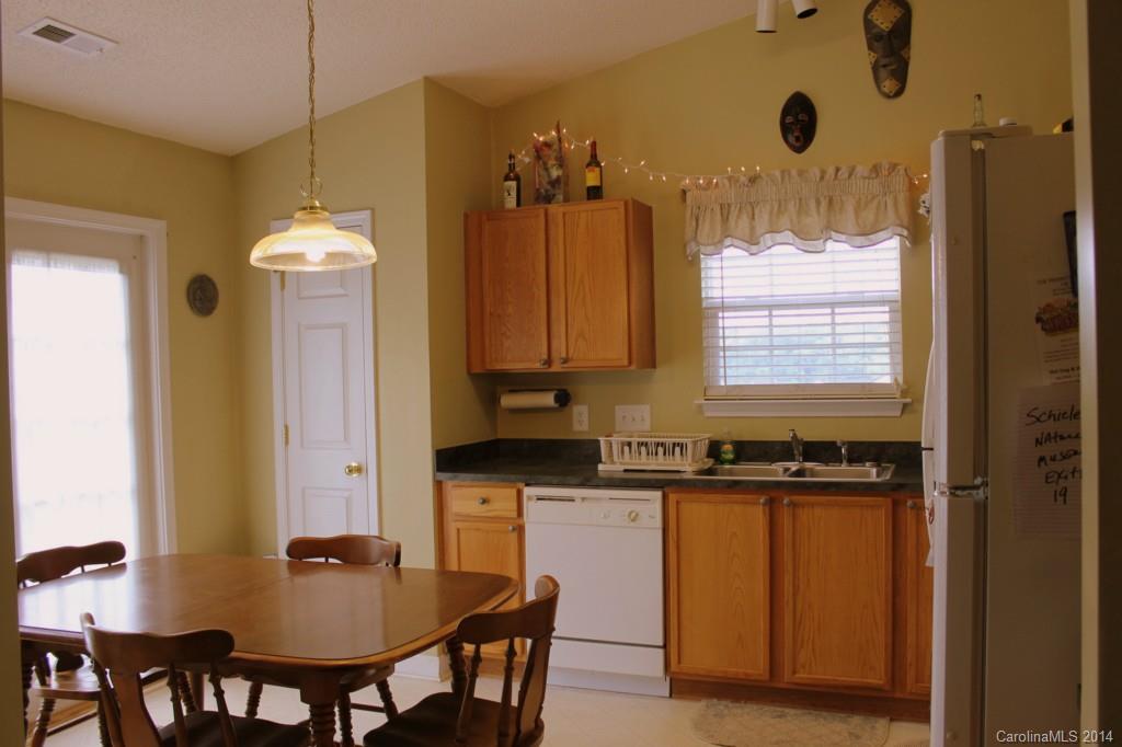 809 River Trail Road Lowell, NC 28098 - Photo 10 of 19 Gallery Image 10