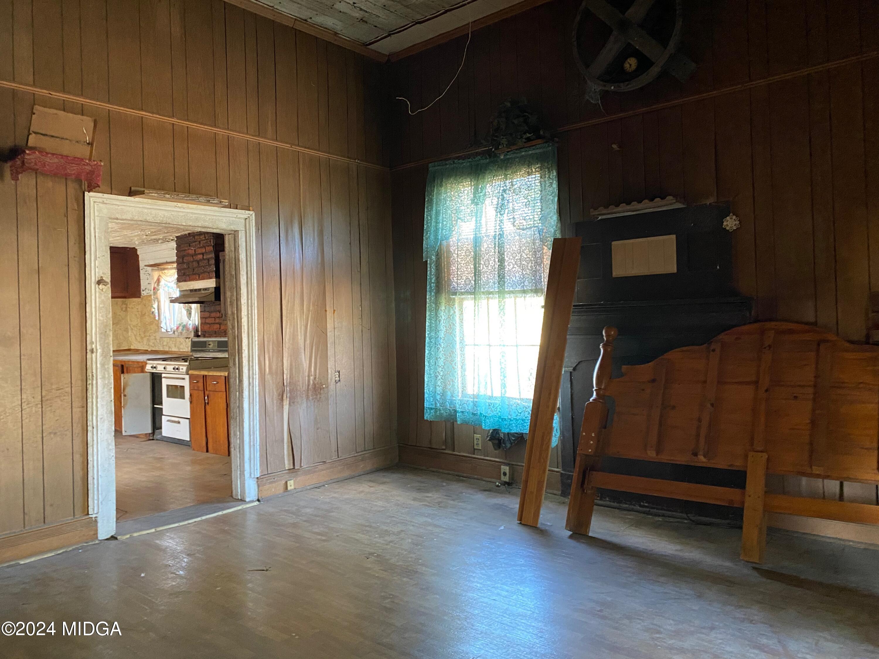 491 Barrow Road Reynolds, GA 31076 - Photo 53 of 56 a view of livingroom with furniture and windows