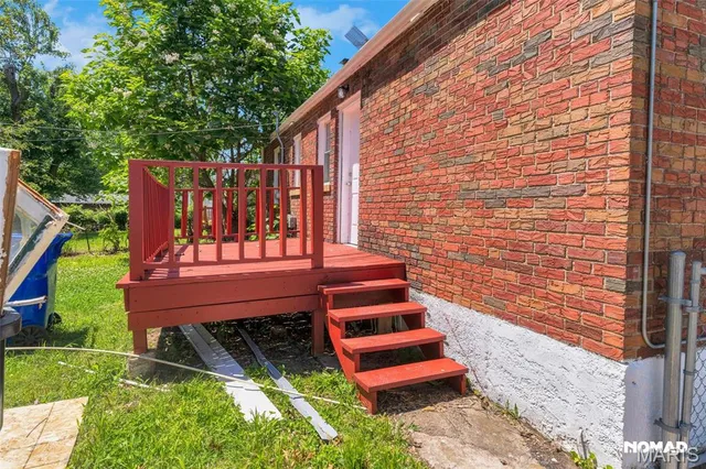 $1,450 | 8246 Montreal Drive, St. Louis, MO 63132