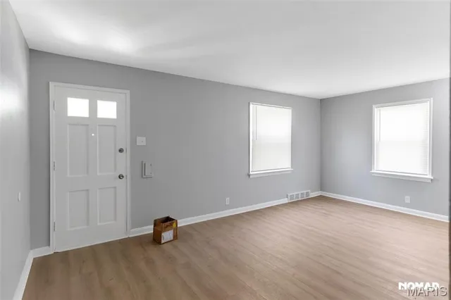 $1,450 | 8246 Montreal Drive, St. Louis, MO 63132