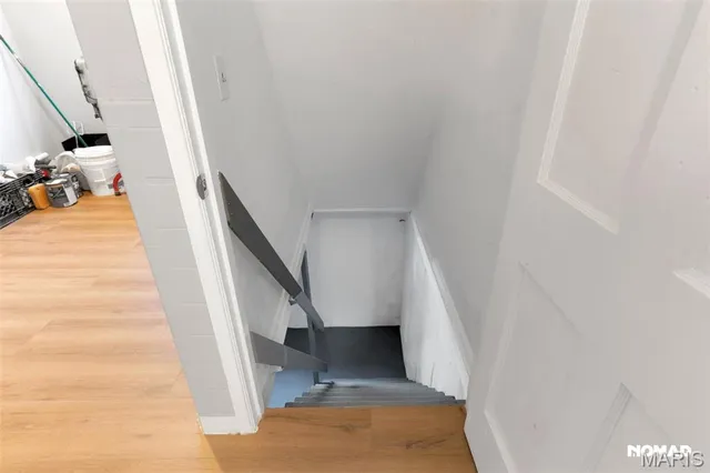 $1,450 | 8246 Montreal Drive, St. Louis, MO 63132